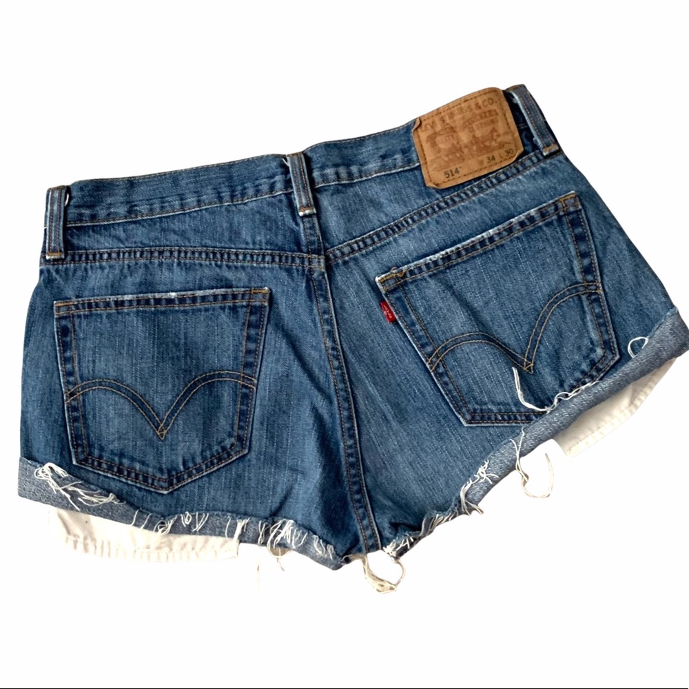 Vintage Levi’s 514 Jean Cut Off Denim Shorts Size 34